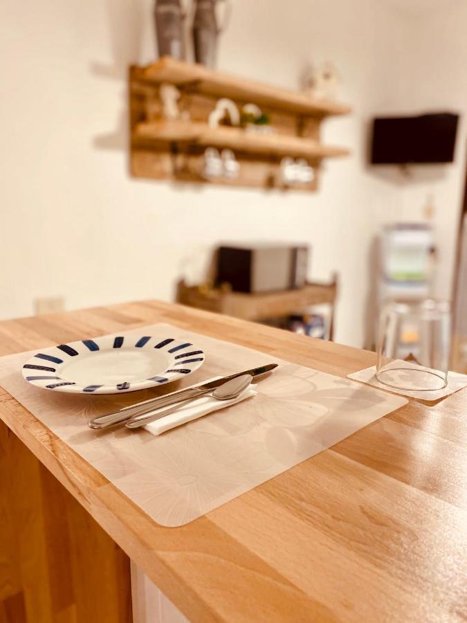 B&B Le Quattro Stagioni La Maddalena  Exteriör bild
